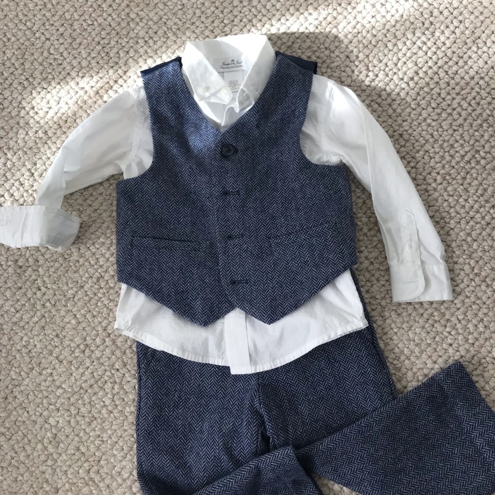 Janie and Jack Suit